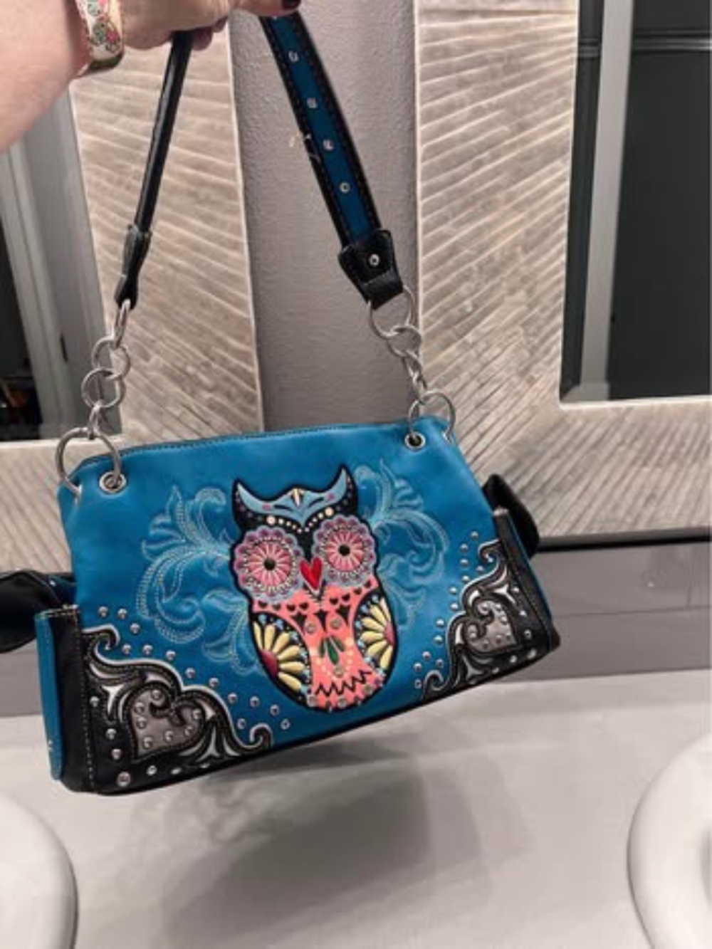 Western Owl Shoulder Handbag, with Conceal Carry Pocket